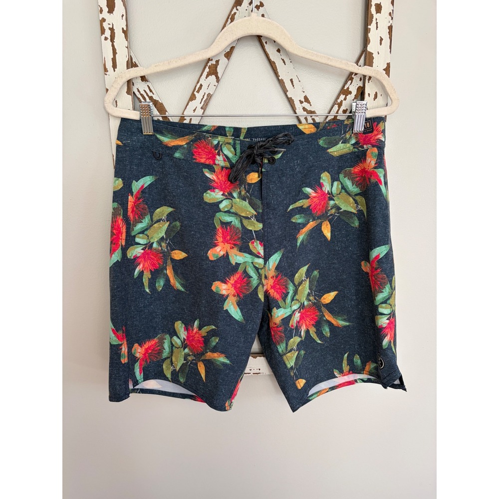 ROARK The Passage La Selva Board Shorts Mens Size 32 Floral Tropical NWOT